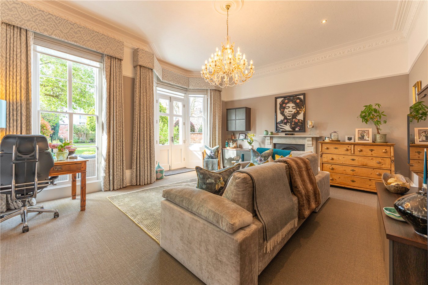 Drawing Room To Bay